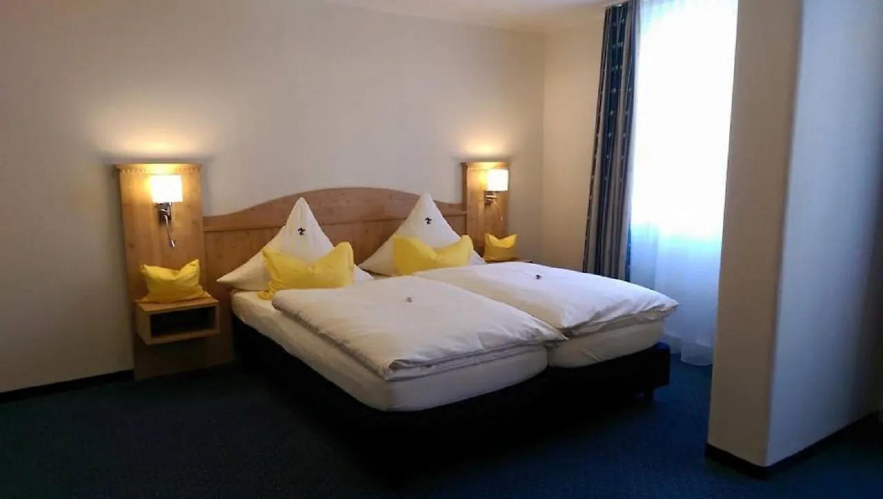 Hotel Zur Post Trostberg  Trostberg an der Alz